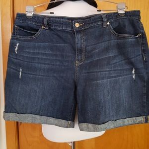 Boyfriend Denim Short